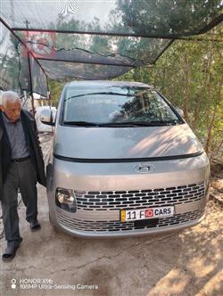 هيونداي ستاريا